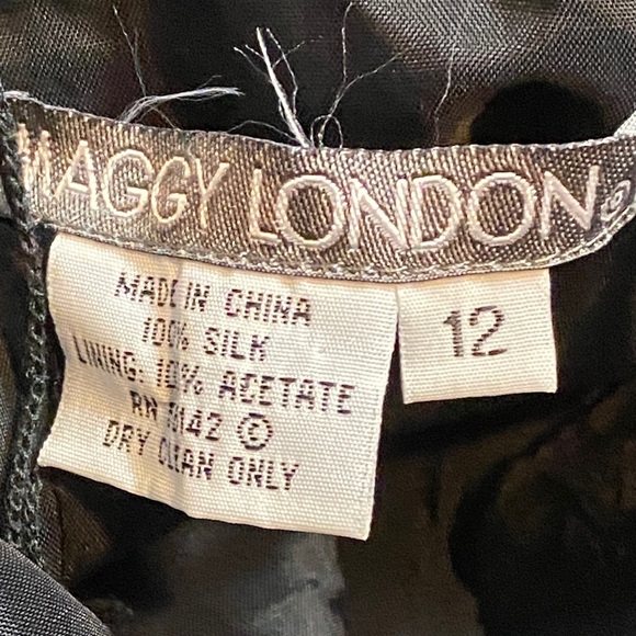 VNTG Maggy London 100% Silk Strapless Black Dress - Picture 2 of 8